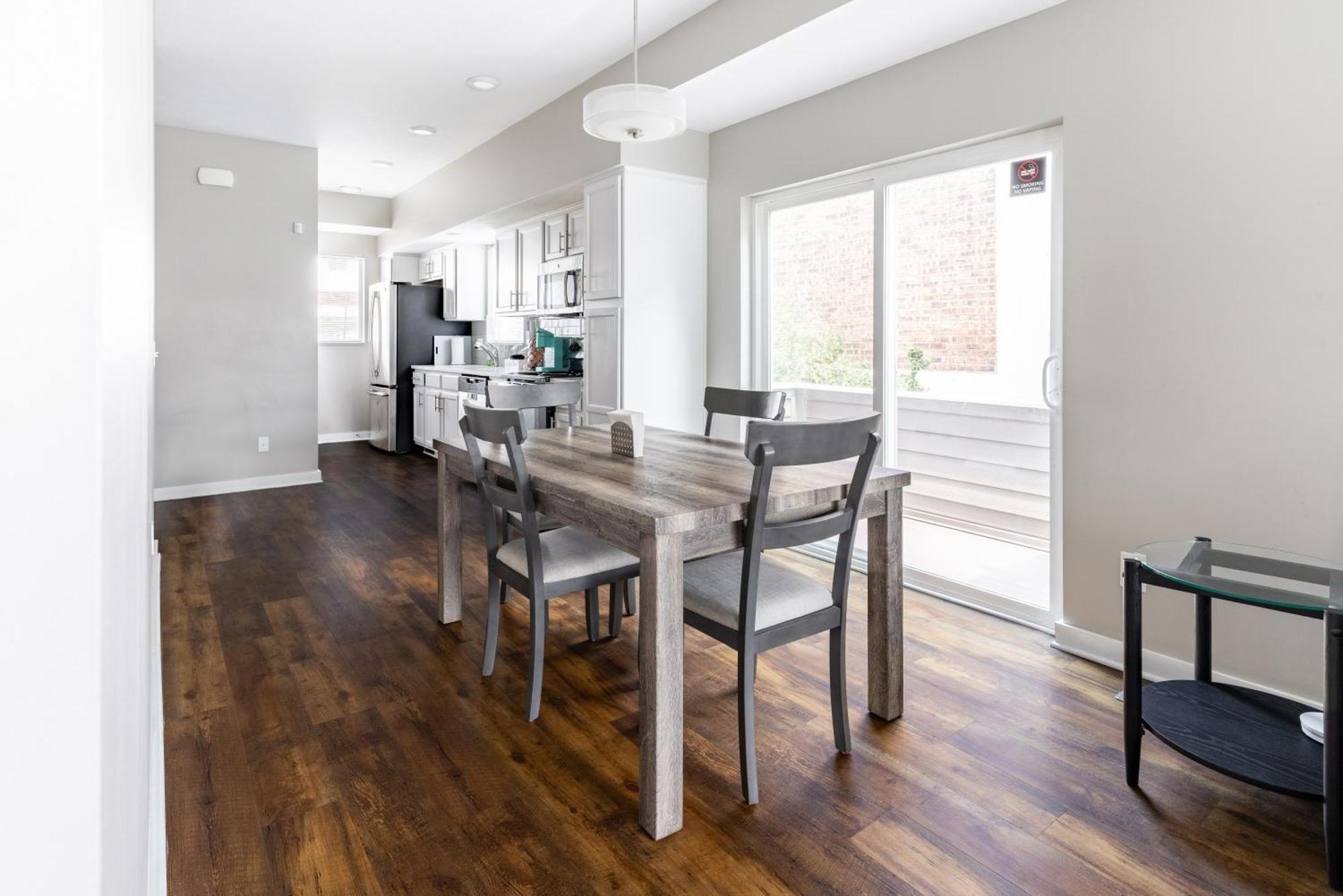 Luxury Downtown Townhome Unit 14 Cleveland Ngoại thất bức ảnh