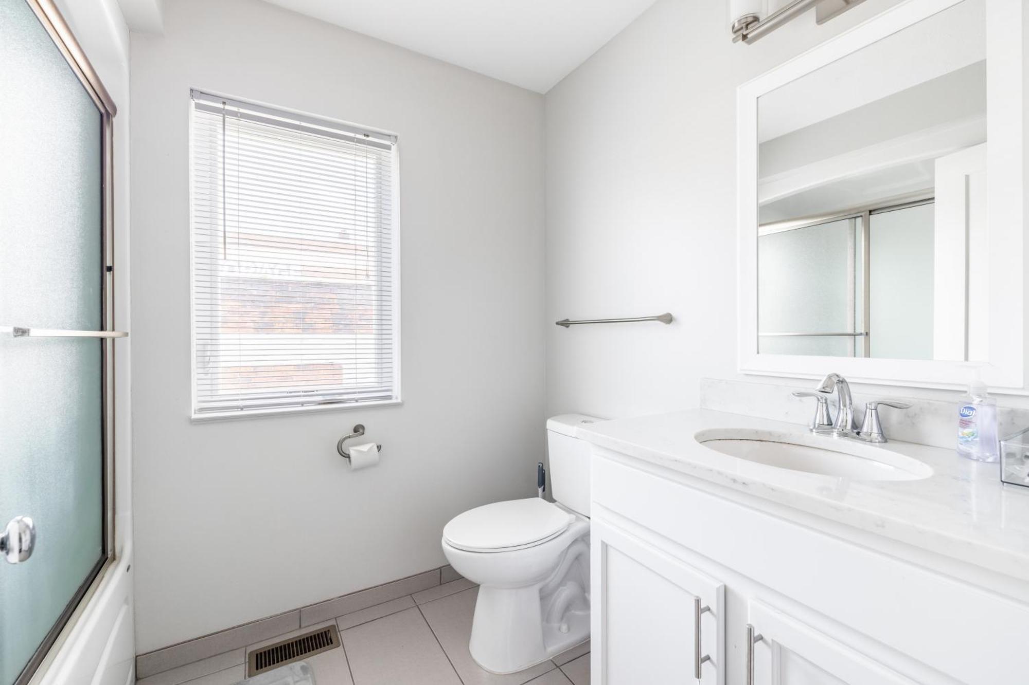 Luxury Downtown Townhome Unit 14 Cleveland Ngoại thất bức ảnh